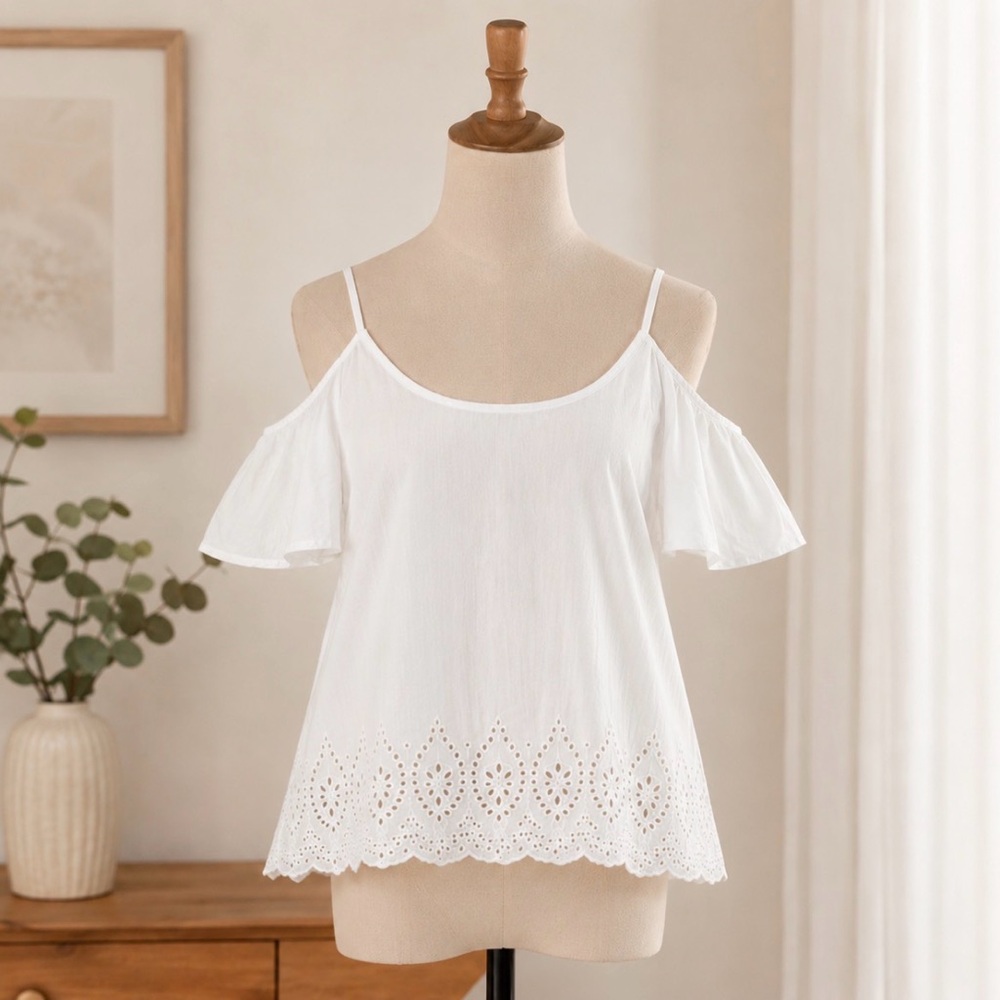 Abecrombie & Fitch White Cold-Shoulder Eyelet LaceTop